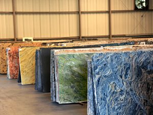 The Pros and Cons of Natural Stone Resining
